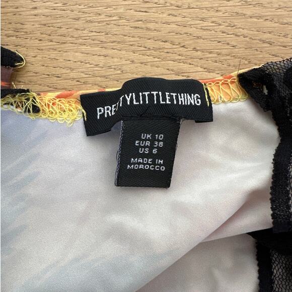 Pretty LittleThing - Palm Tree Print Open Back Lace Top in Yellow Orange Black - Picture 3 of 3